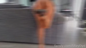 New video anal un oretta in spiaggia e tappa veloce al supermercato