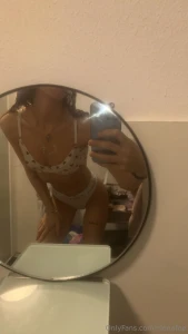 Hihi spiegelselfie sendest du mir auch eins von dir in meinen