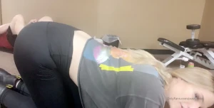 Working out tryna get this ass to be poppin