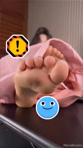 Hoy cerr la compu y me fui quitando la ropa estaba tan cansada que ni