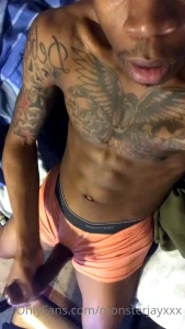 15 picture nude drop coming