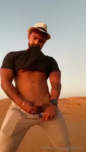 Special blowjob in between dessert