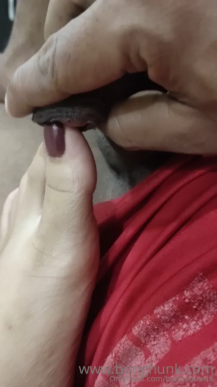 Mustarbate with my feet serving feet job to his dck 