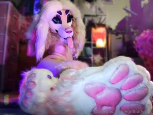 You wanna kiss em uh okay weirdo but only after you buy me that part 2