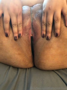 Wearing a pussy chain is so addictive i love feeling it against my