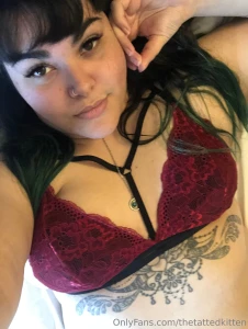 Do i look cute in red part 26