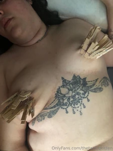 Clothespins feel so i good i just want to keep adding more