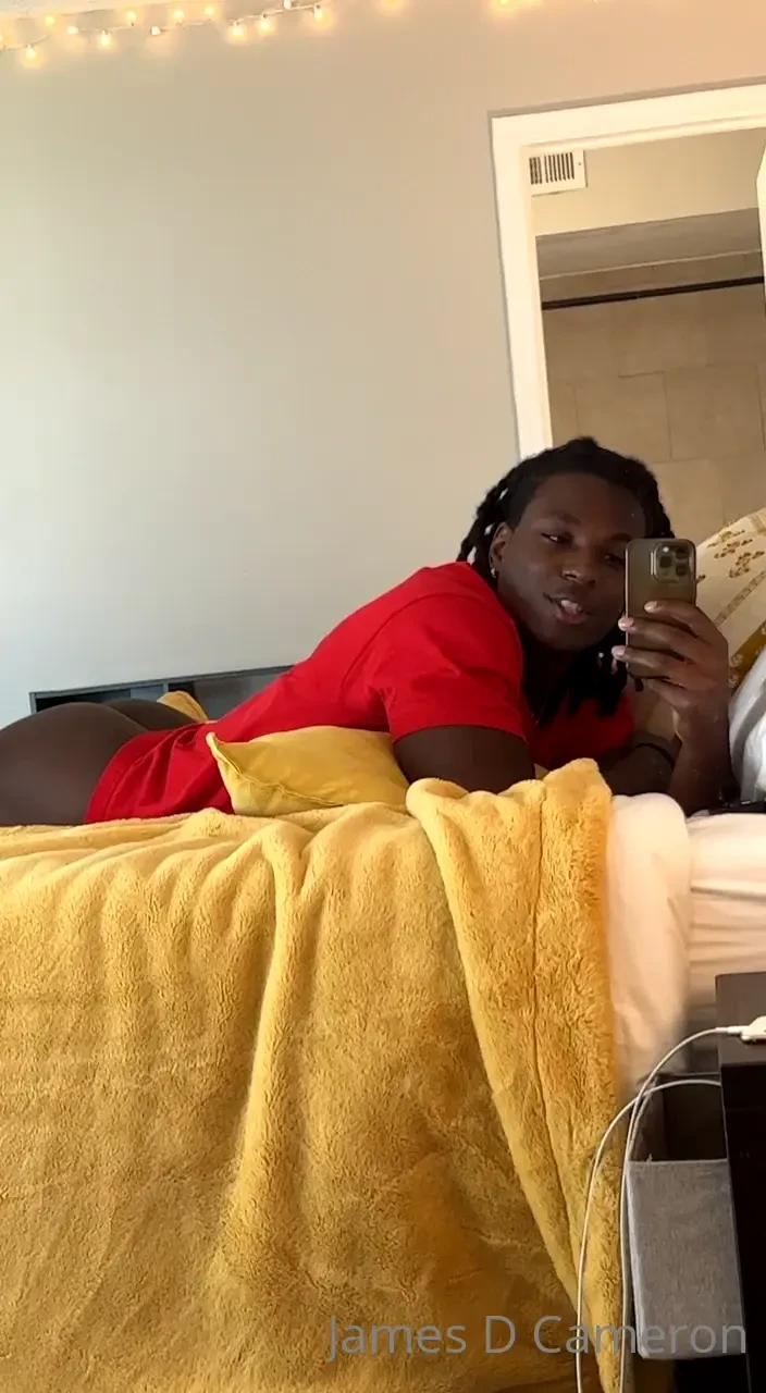 If you gonna look you better ask for it in your dms 