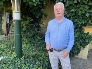 Hi there finally i become a creater here as well so from now on i will