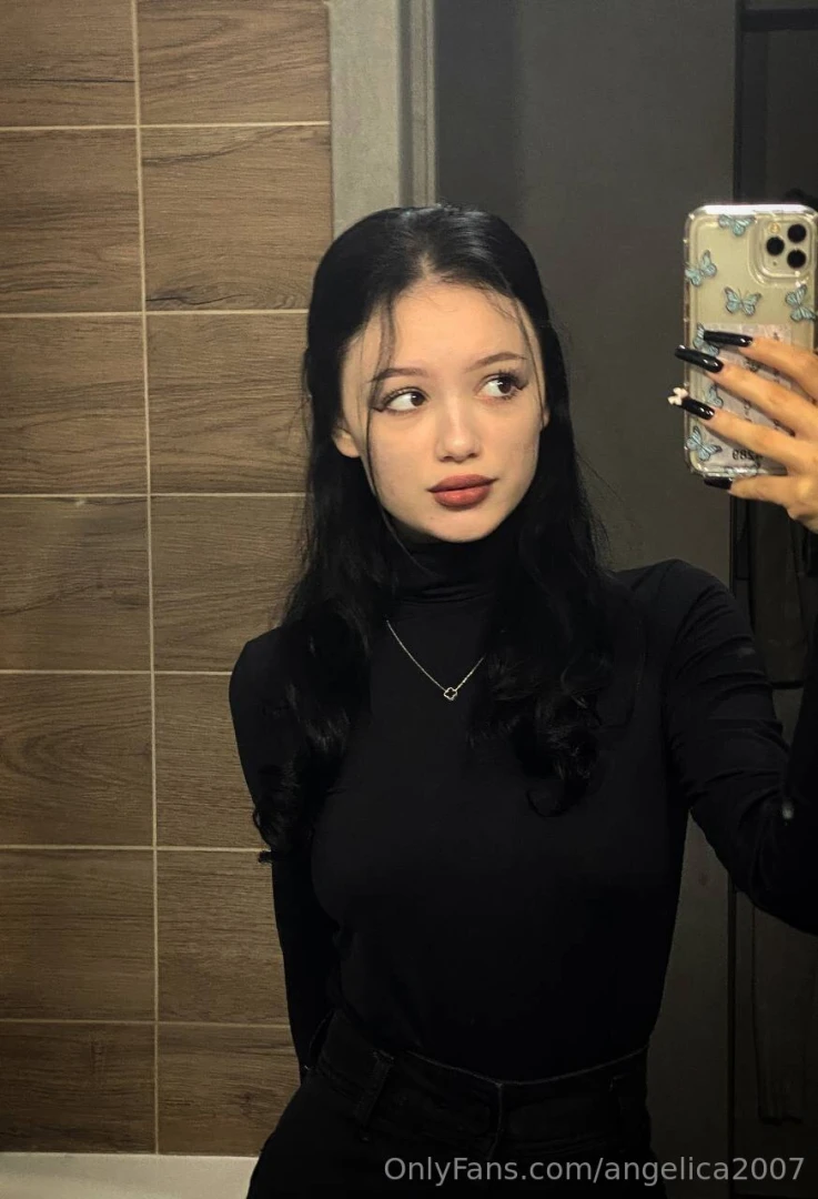 My favorite color is black what s yours 