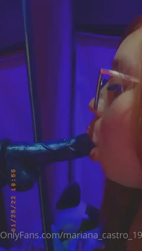 Dios hoy es uno de esos d as que necesito una buena picha en mi boca 