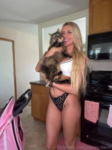 My pretty little kitty part 2