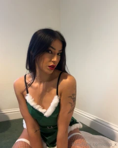 Got a special present for you all you have to do is ask