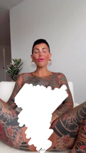 See this uncensored midwestbabexx