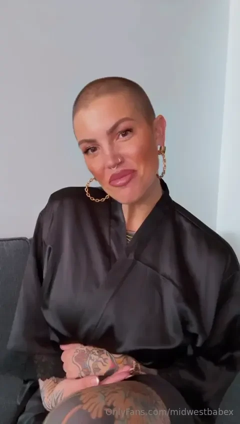 If you aren t on my vip page then you missed all the live sexting we 