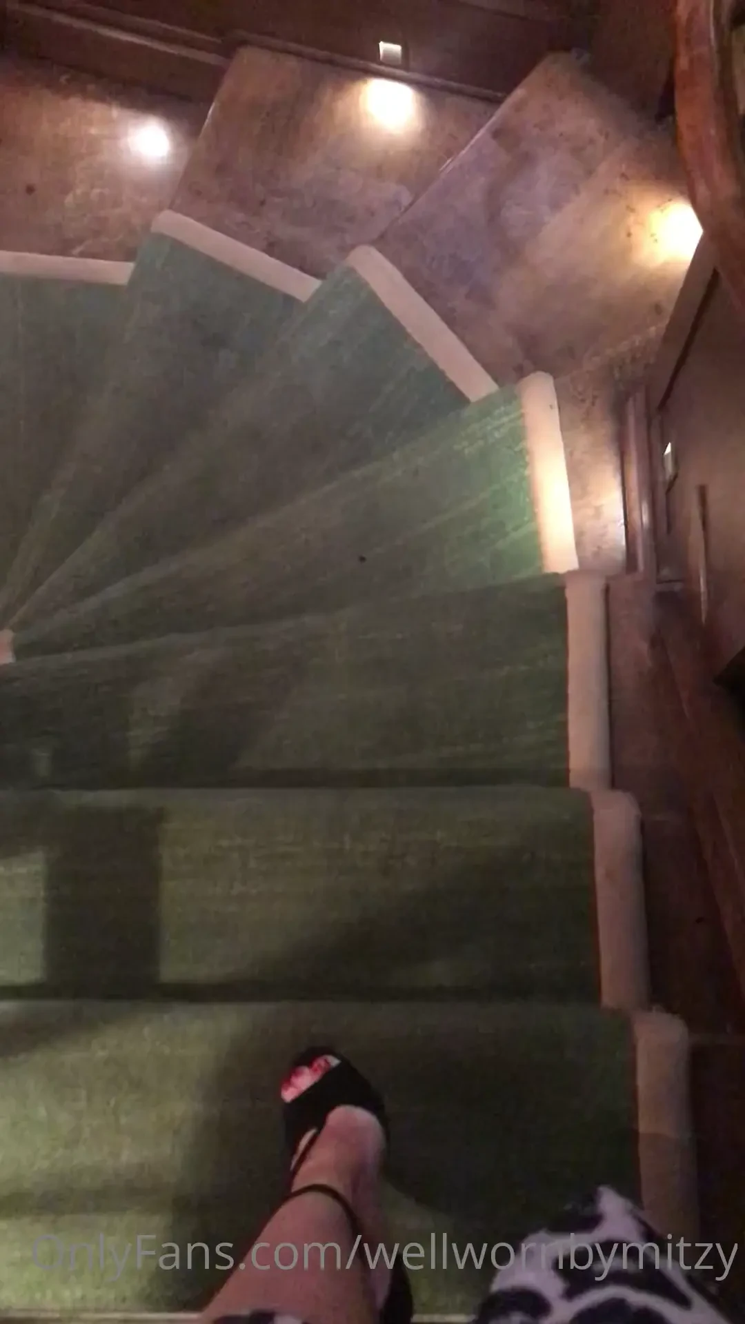 Stairway to heaven black t bar sandals 