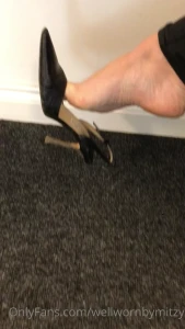 Jimmy choo sling back at desk dangling