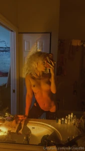 Sorry i have been inactive guys happy new year who wants new content