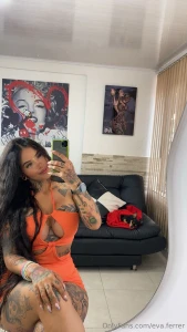 Do i look better in this or out of it part 1