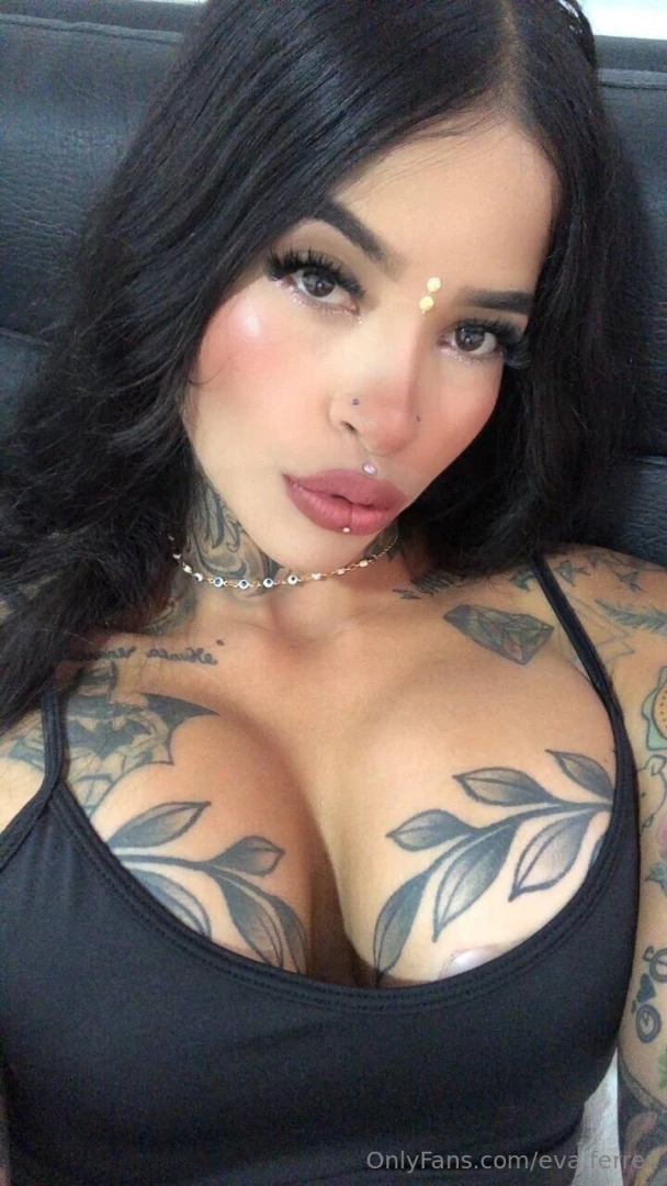 Bet you can t hold eye contact without looking down 