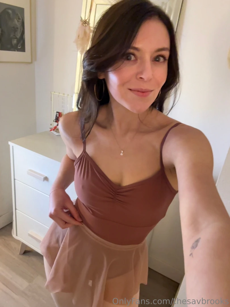 Who needs bras when your titties are this tiny 