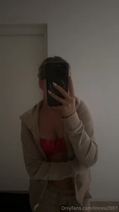 N gon som ocks k nner sig lite sm k t