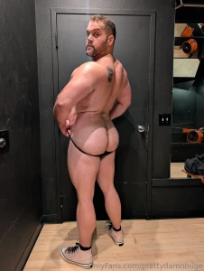 So huge and juiced i can t help but keep showing off my mass part 3
