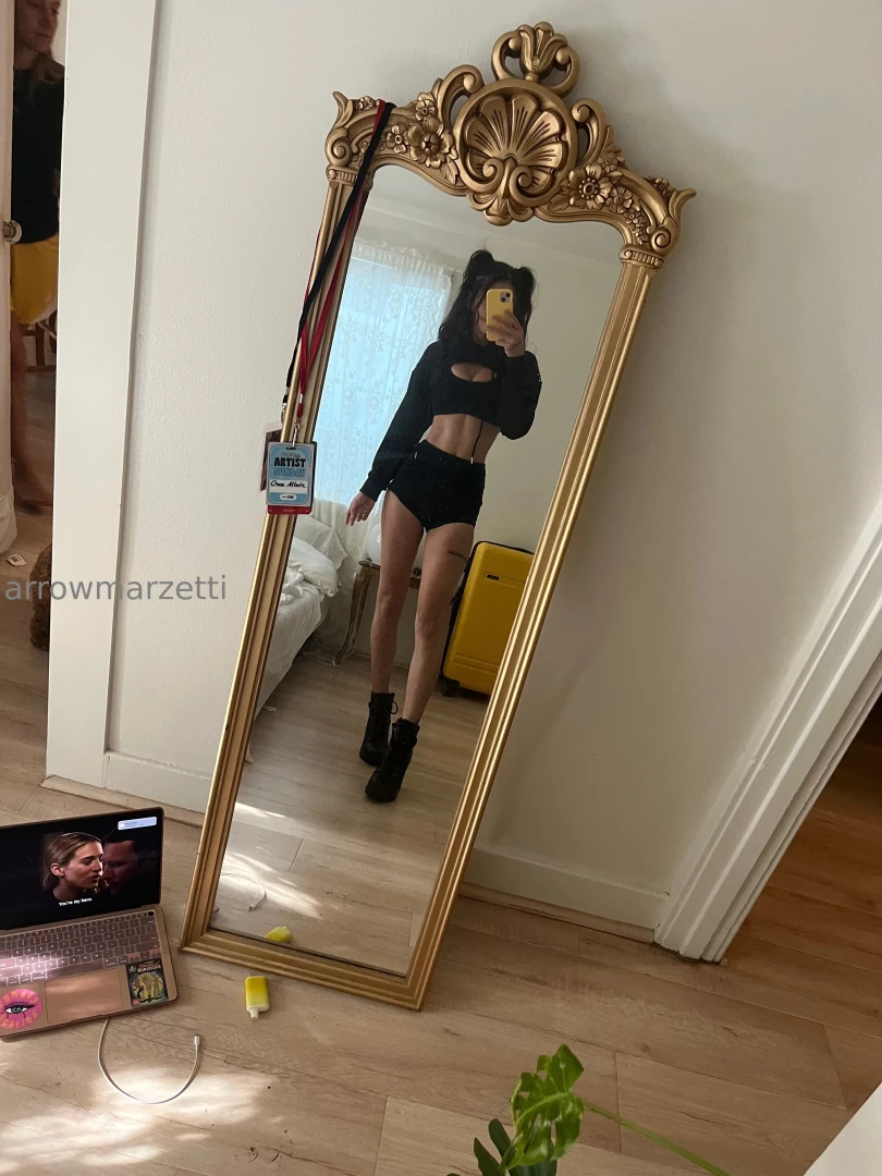 Live stream with the ring light soon lt 3 