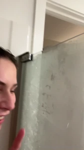 Quick morning shower part 1