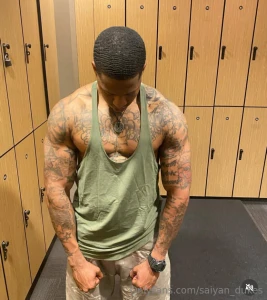 I m the type of friend who only wants to hang out at the gym