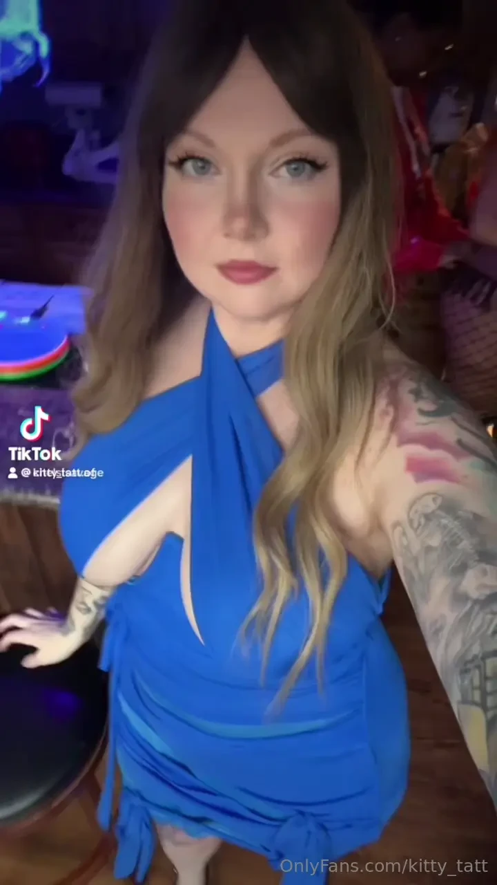 Can you guess who i was for halloween if you spend too much time on 