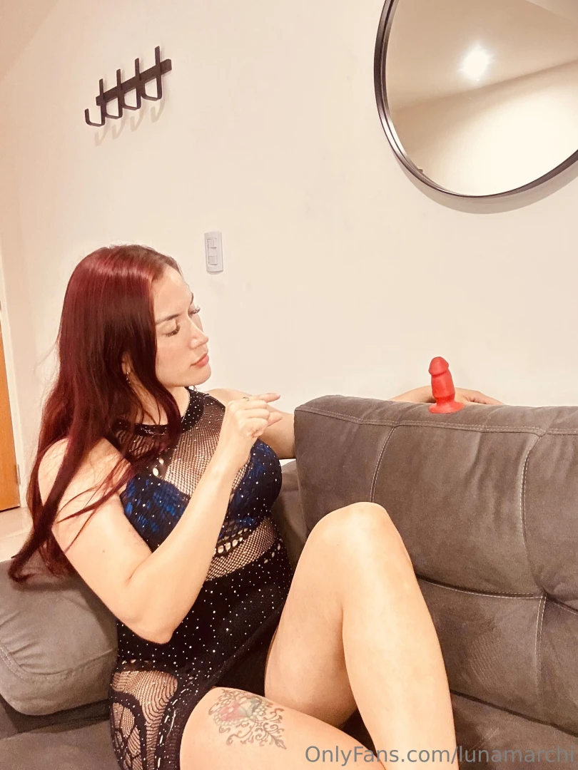 What we have here such a cute little penis who never grew up like the 