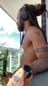 Jackoff with a good view