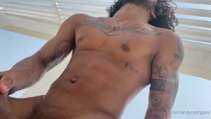 Jerking off a little bit just for you