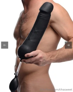 Help me stretch my ass out this one is built for men because they don