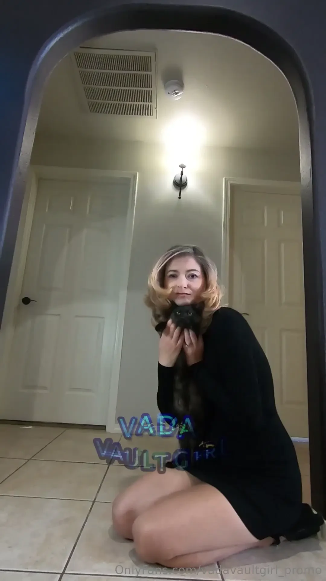 Bts video of my nude photoshoot is out now 