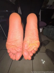 Press your lips against these sweaty soles part 2