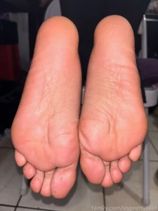 Press your lips against these sweaty soles part 1