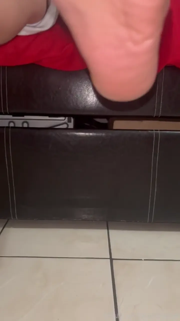 Sweaty feet in nylons part 1 