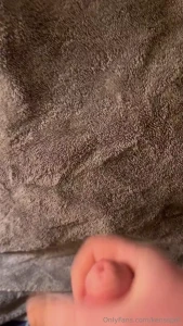 Quick sneaky jerk vid at a friends