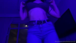 U wanna dance with me