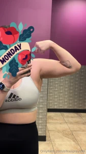 Can you tell i didn t wear any panties to the gym bonus pic me trying part 1