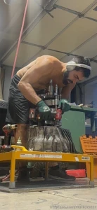 Ever disassembled and rebuilt a manual transmission learned way more part 2