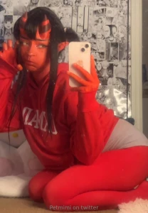 Would you like this succubus sneak into your sheets