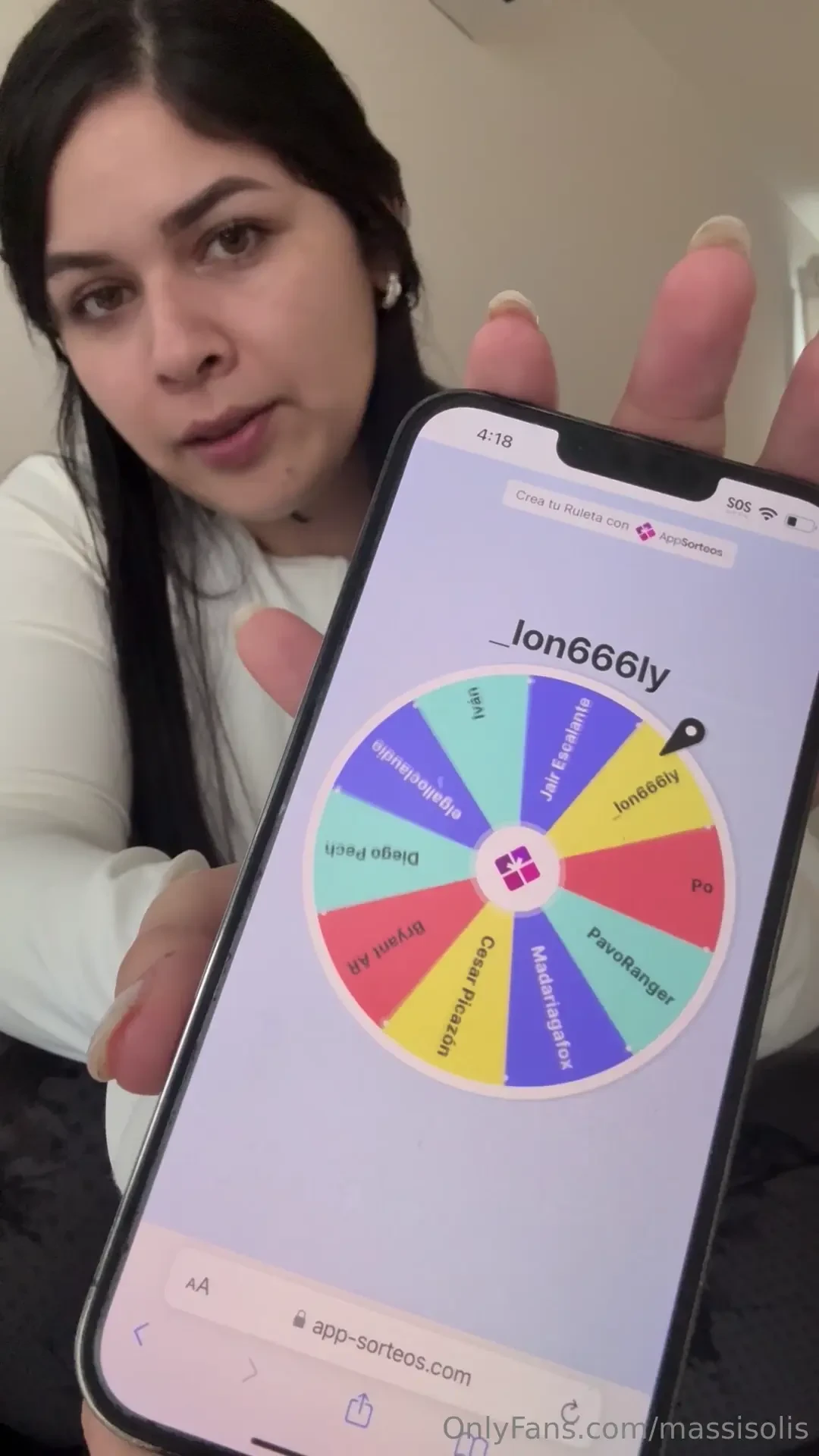 Holiiii pasar a recoger su premio el me puedes escribir por aqu o por 