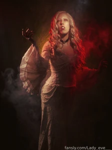 Bow before your queen or face the consequences of your choices vampire part 13