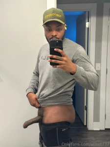 I m always horny at work can i stuff you on my lunch break