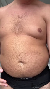 Some belly admiration for y all
