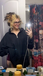 First live at 3am like if you re gonna be there