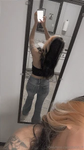 Live at 10pm like if you ll be thereee